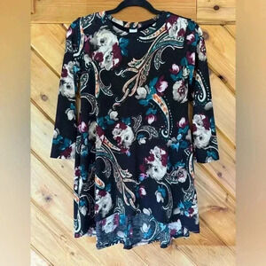 Paisley Pattern 3/4 sleeve extra long top